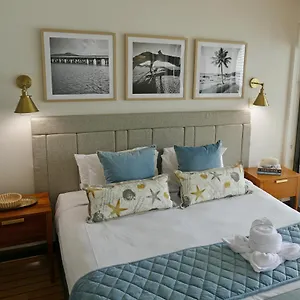 The Boathouse Apartahotel